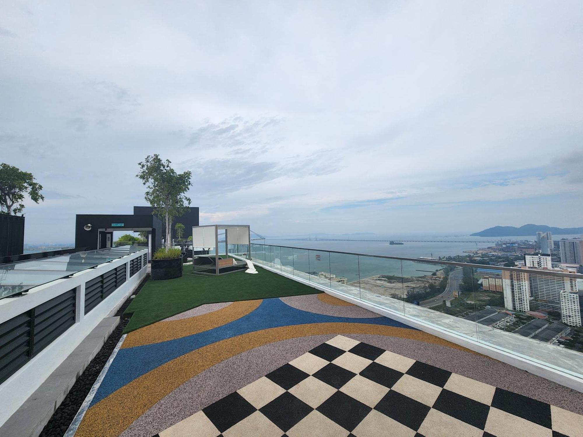 Urban Suites - Penang Jelutong Exterior photo